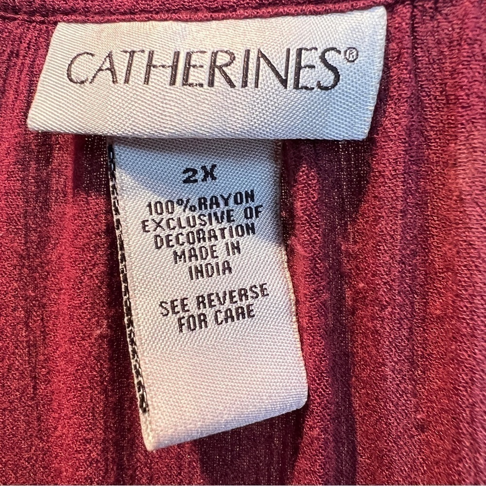 CATHERINE’s Beaded Crepe-Like Pullover Top w/Beautiful Beading!  Flutter Cuffs - Picture 2 of 6